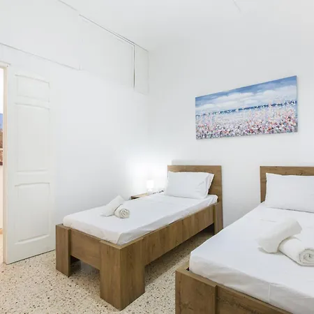 Apartment Bright And Cozy Two-bedroom Near Promenade Sliema