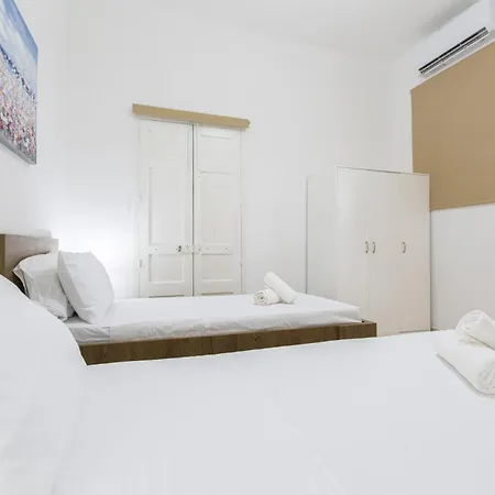 Bright And Cozy Two-bedroom Near Promenade סליאמה